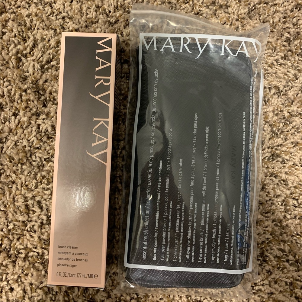 Mary Kay Brush Bundle!!